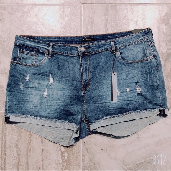 STS Blue Jeans Shorts Boyfriend Denim Destructed, Plus Size 37 OR Size 24 NWT - Picture 2 of 8